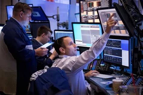 Por que resultados acima do esperado em Wall St não levaram à alta das