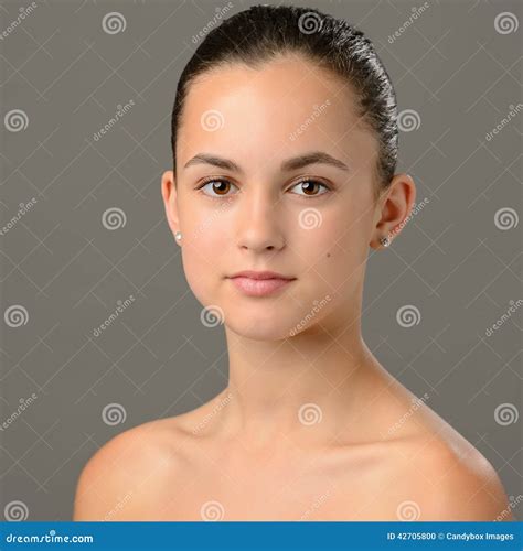 Beaut Nue De Soins De La Peau D Paules D Adolescente Photo Stock