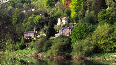 Louez D Sormais La Maison Culte De La S Rie Sex Education Ad Magazine