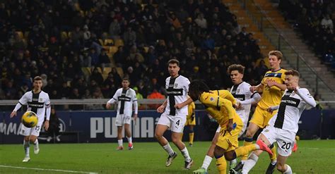 Serie A L Atalanta Batte Il Parma Settima Vittoria Consecutiva E