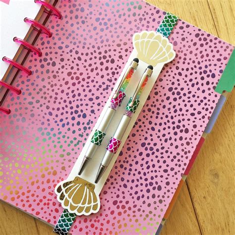 Crafting Quine: Make your own Pen Holder for Planner, Journal or Notebook