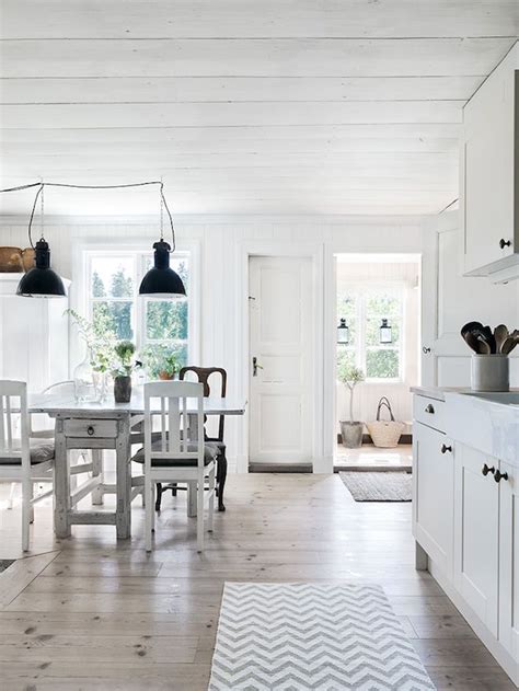 The Idyllic Swedish Summer Cottage Of Carina Olander Swedish Decor