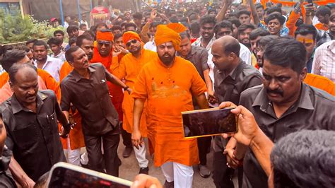 Raja Singh Mass Entry At Dhoolpet Ram Ram Navami Shobha Yatra