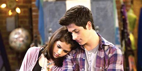 Wizards Of Waverly Places Return Is Already Worth It After This Selena Gomez Update