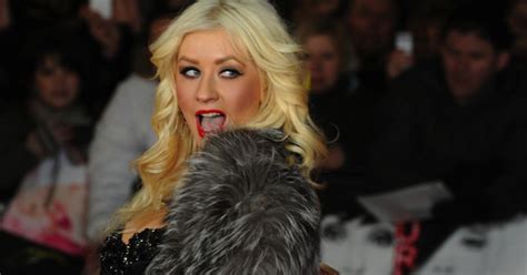 Aguilera To Sing National Anthem At Super Bowl Cbs Dfw