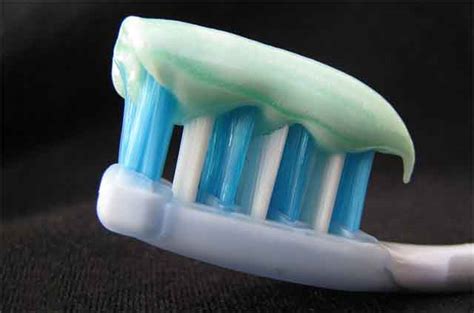 Why Do Toothpaste Strips Don't Mix and What You Can Do About It?