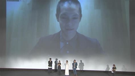 第一頸椎剥離骨折で療養中の窪田正孝さん、舞台挨拶にリモート出演 ＜映画スイート・マイホーム＞ Tbs News Dig