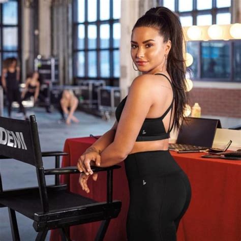 Demi Lovato Hot And Sexy Photos The Fappening