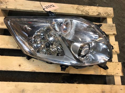 Frontlykt H Yre Halogen Til Toyota Auris Type I Fase