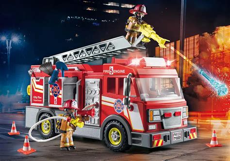 Playmobil City Action Fire Engine With Flashing Lights Vehicle Playset