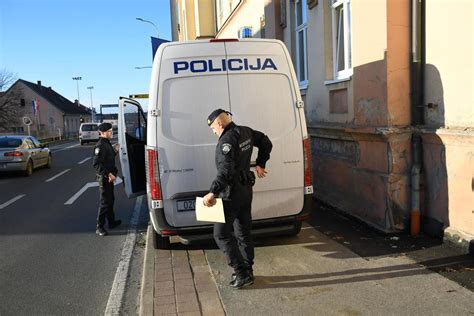 Galerija Foto Ovo Je Mu Karac Koji Je Autom Pregazio Svog Prijatelja I