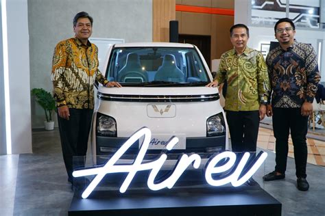 Wuling Meluncurkan Varian Terbaru Dari Air Ev Lite Dalam Pameran GIIAS