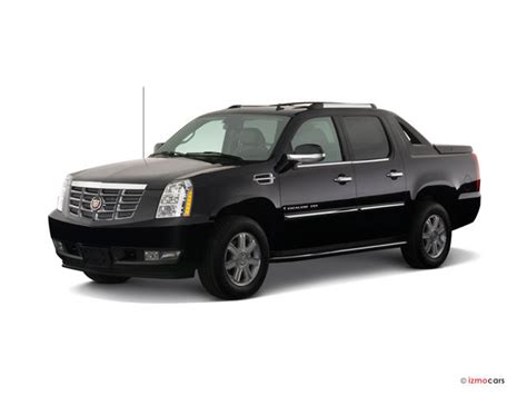 2008 Cadillac Escalade EXT Review, Pricing, & Pictures | U.S. News