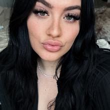 Maple Divine Nude OnlyFans Leaks Fapopedia