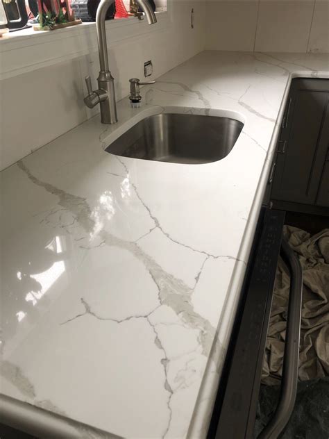 Msi Calacatta Laza” Quartz Countertops