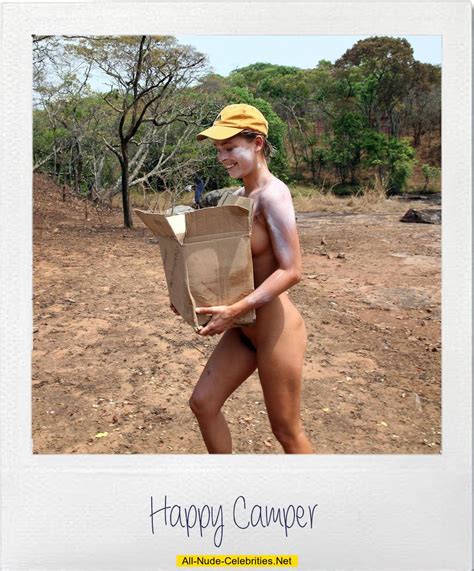 Marisa Papen Fully Nude Poolside Photos