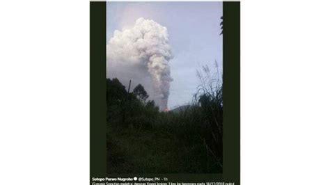 Sejak Minggu Dini Hari Gunung Soputan Erupsi Tiga Kali