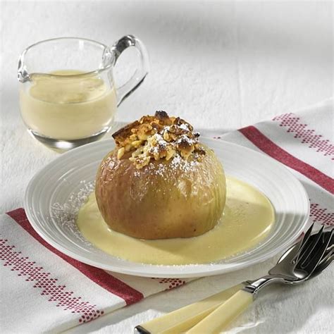 Klassischer Bratapfel Mit Marzipan Rezept Bratapfel Mit Marzipan