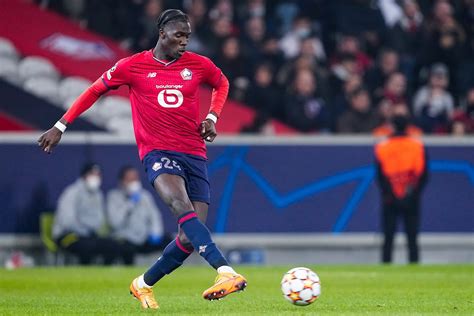 Philippe Clement Wil Amadou Onana Van Lille OSC Naar AS Monaco Halen