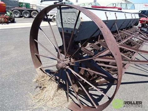 Case 132in Pull Behind Seeder Roller Auctions