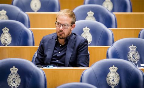 Pvda Maakt Excuses Aan Gijs Van Dijk Maar Hij Keert Niet Terug In