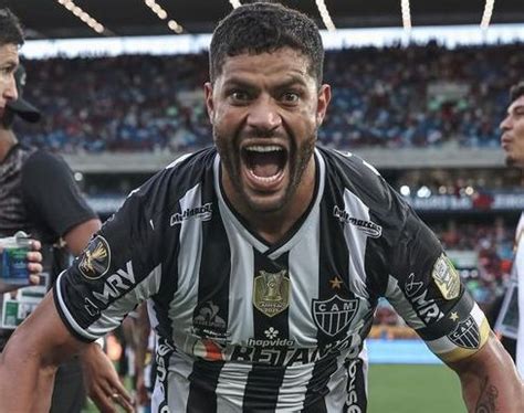 Atlético MG renova contrato de Hulk e atacante fica no Galo até 2024