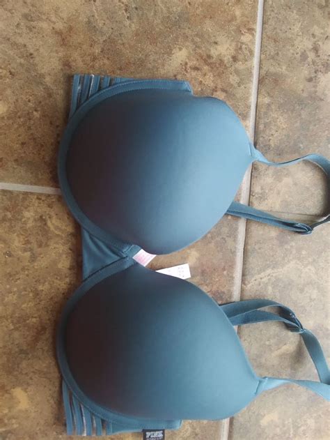 Victoria Secret Pink Bra On Mercari Pink Bra Cute Bras Victoria