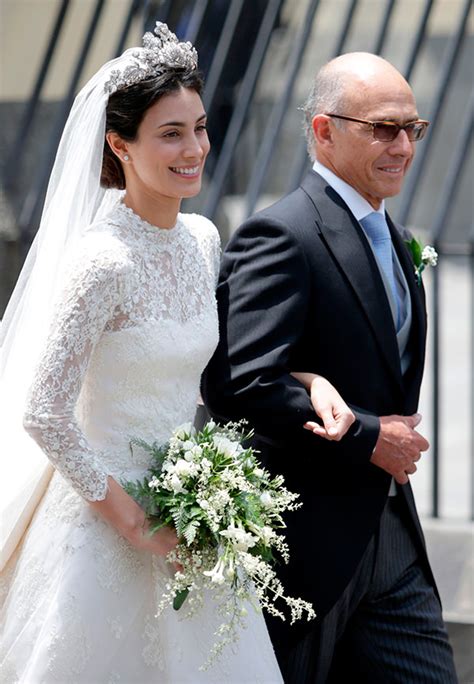 Tend Ncias Em Vestidos De Noiva Para Constance Zahn