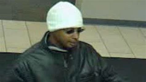 Raleigh Bank Robbery Suspect Sought Abc11 Raleigh Durham