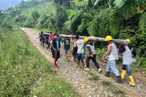 Pln Pasokan Listrik Di Kabupaten Sulsel Pulih Persen Antara News