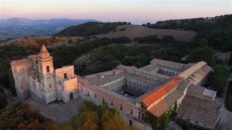 Dormire In Un Abbazia Nella Valle Del Belice Si Pu Travelnostop