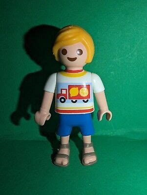 Playmobil Figur Kinderfigur Kleiner Junge Kind Blonden Haaren Lkw