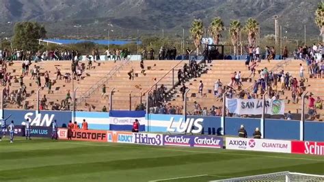 Argentina Tifosi Lanciano I Seggiolini Dello Stadio Video La Stampa