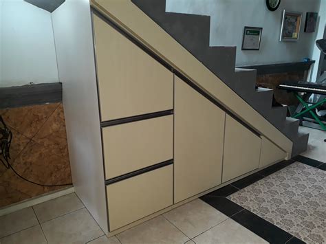 Lemari Bawah Tangga Kitchen Set Depok Baru