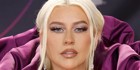 Christina Aguilera Recalls Losing Her Virginity Why She Waited Longer