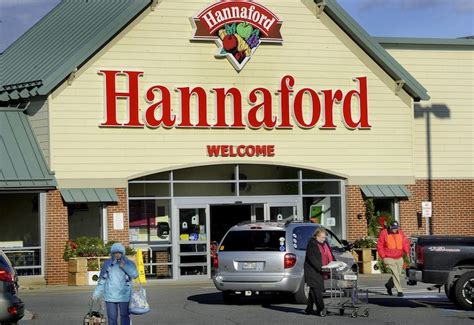 HANNAFORD RECALL: Ham and tuna club sandwiches, seafood stuffing | newscentermaine.com