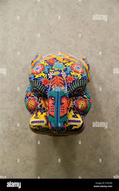 Huichol Art Hi Res Stock Photography And Images Alamy