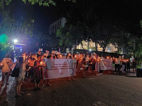 Abs Cbn News On Twitter Look Constituents Of Up Cebu Held A Candlelight Protest Monday