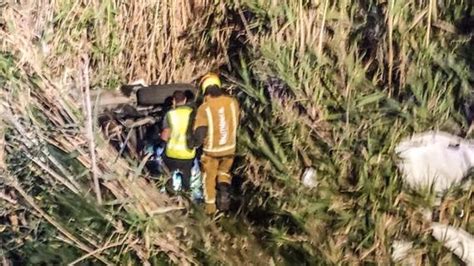 Muere Un Hombre Tras Salirse De La Vía Su Motocicleta Y Caer Por Un