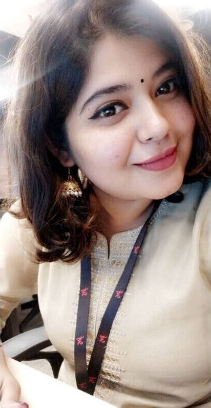 Mms Bezzar Premuim Beautiful Chubby Bengali Office Girl Full Nude Sundarikanya