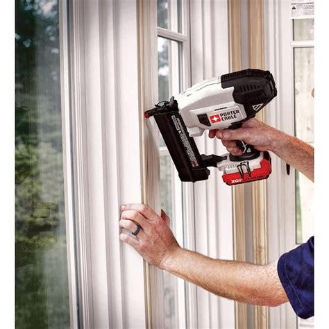 PORTER-CABLE PC 20V MAX 18-GA BRAD NAILER KIT at Lowes.com