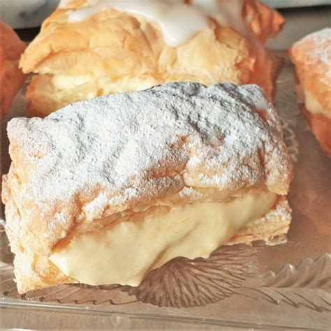 These Easy Custard Slices Are Made From Crispy Puff Pastry And Filled