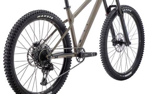 Commencal Meta Ht Ride The Floating Pivot