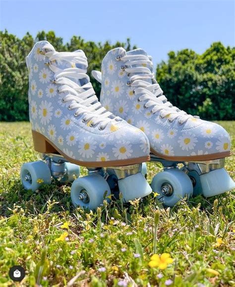 Pares De Patines Para Darte Una Vueltita Aesthetic