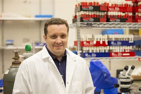 Biology professor wins $450K grant to study cells important to cancer research | NIU Newsroom