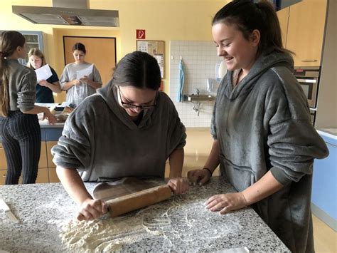 Lebkuchenhäuser SCHULE KIRCHBERG AN DER PIELACH