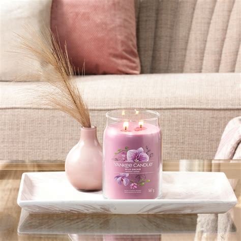 Yankee Candle Signature Large Jar Candles - Candles Direct