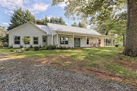 56 Sneaking Creek Rdg Hayesville NC 28904 Realtor