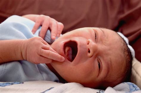 Simple Ways To Recognize Tongue Tie In A Baby