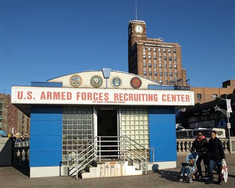 United States Armed Forces Recruiting Center Bronx New Y Flickr